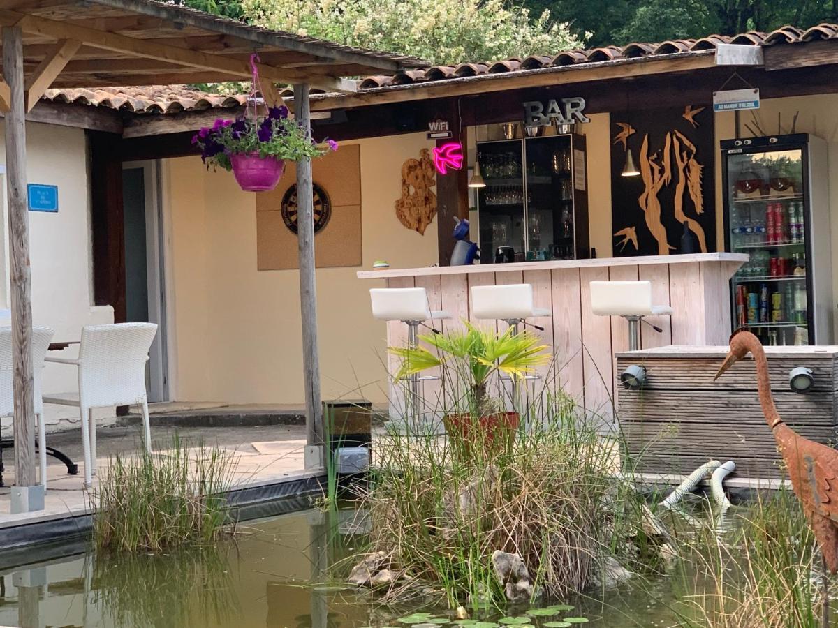 Chambre D'Hotes Naturiste Le Jardin Des Hirondelles Blanzaguet-Saint-Cybard Extérieur photo