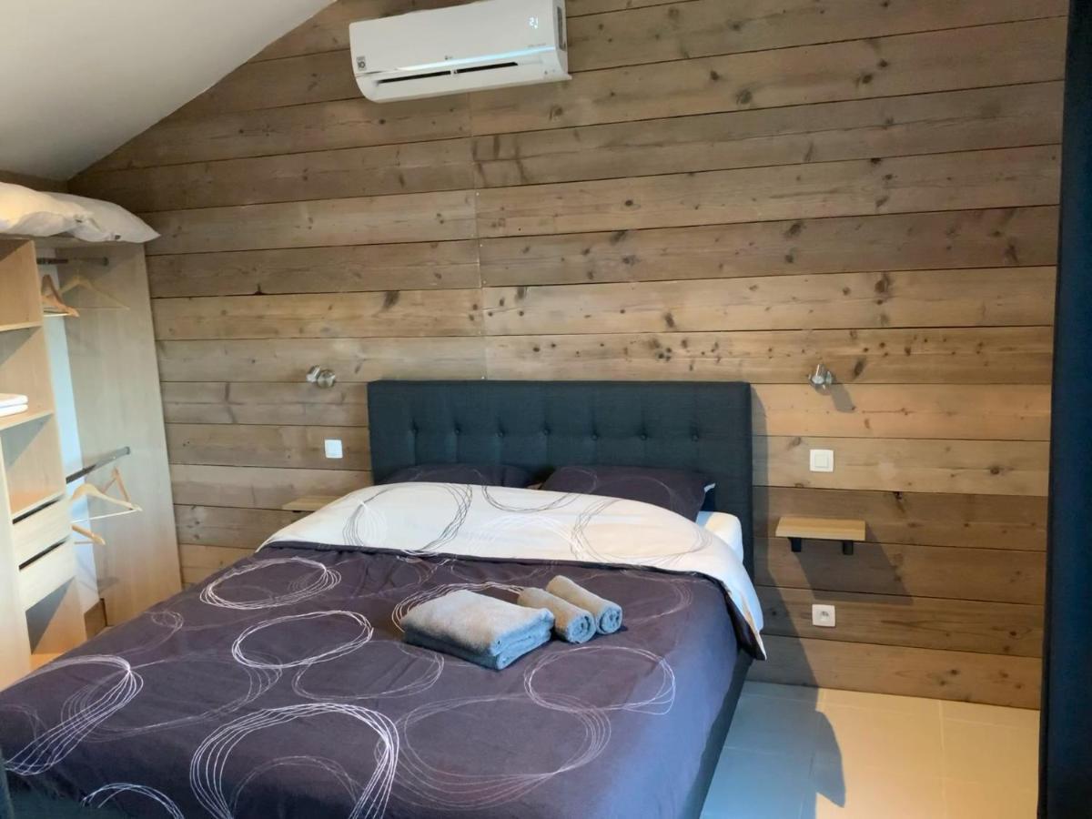 Chambre D'Hotes Naturiste Le Jardin Des Hirondelles Blanzaguet-Saint-Cybard Extérieur photo